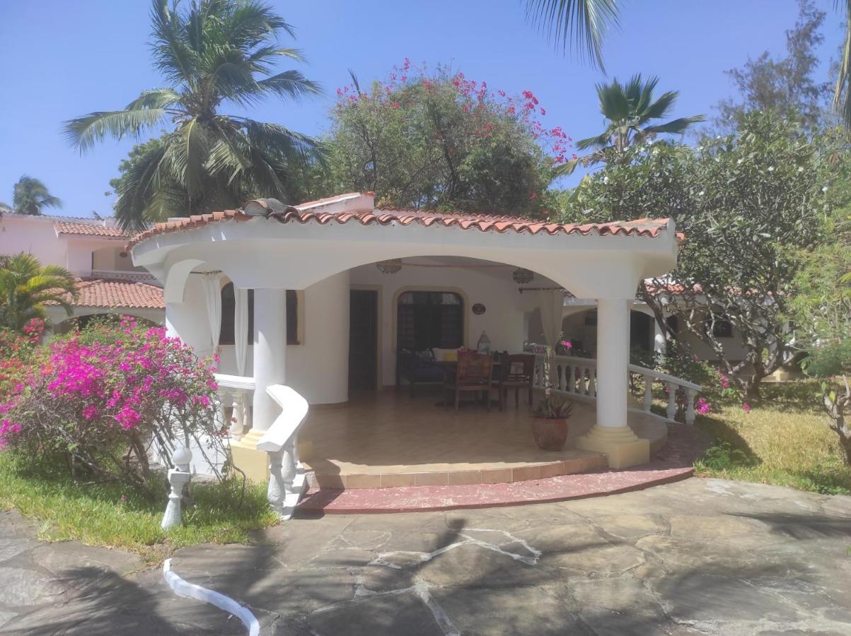 2Livu Villas 瓦塔穆 外观 照片